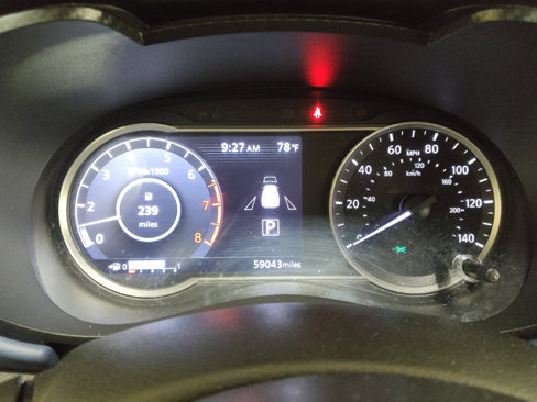 Used 2023 Nissan Versa SV image 23