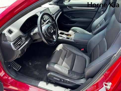 Used 2019 Honda Accord Sport image 9