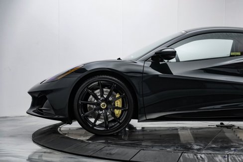 New 2025 Lotus Emira image 7