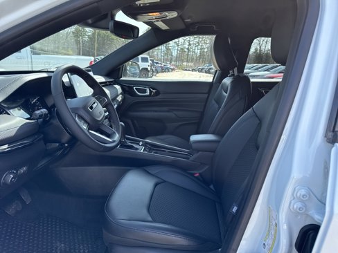 New 2025 Jeep Compass Latitude w/ Convenience Group image 14
