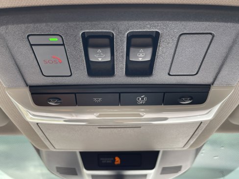 Used 2021 Nissan Rogue Platinum image 30