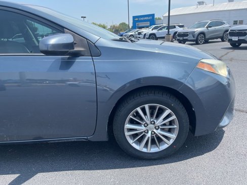 Used 2015 Toyota Corolla LE image 3