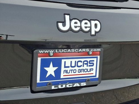 Certified 2020 Jeep Grand Cherokee Laredo image 32