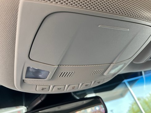 Used 2024 Ford Edge SEL image 33