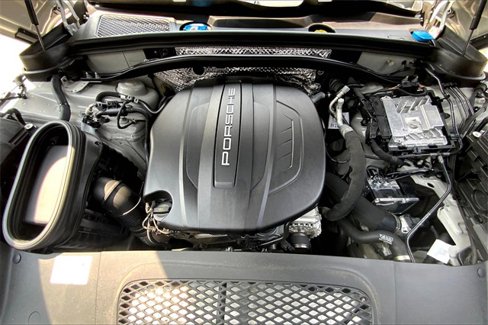 Certified 2020 Porsche Macan image 46