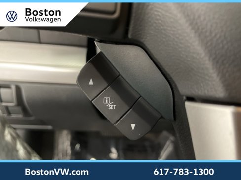 Used 2017 Subaru Legacy 2.5i Premium w/ Moonroof Package image 12