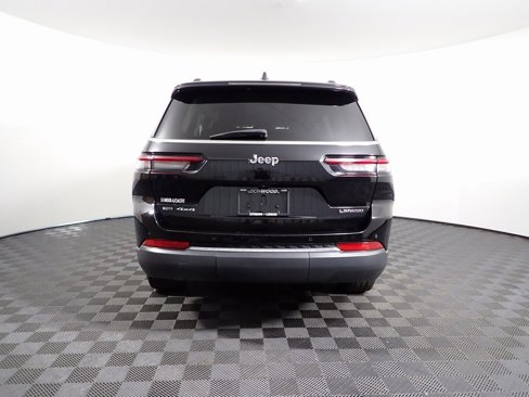 Used 2022 Jeep Grand Cherokee L Laredo w/ Luxury Tech Group I image 13