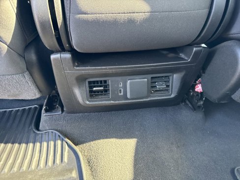 Used 2022 Chevrolet Silverado 1500 LT image 35