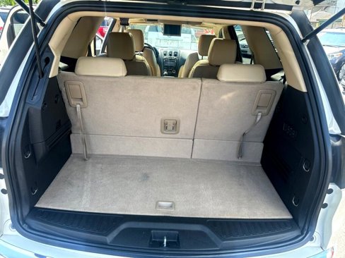 Used 2012 GMC Acadia Denali image 32