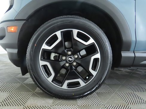 Used 2023 Ford Bronco Sport Outer Banks w/ Tech Package image 31