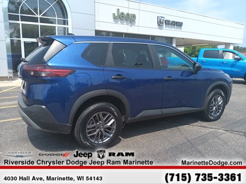 Used 2023 Nissan Rogue S image 10