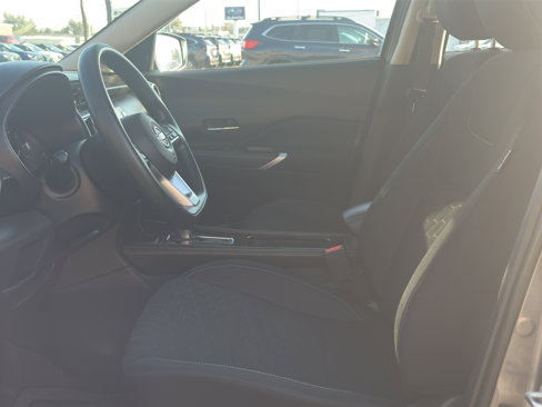 Used 2024 Nissan Kicks SV image 21