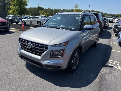 Used 2025 Hyundai Venue SEL image 7