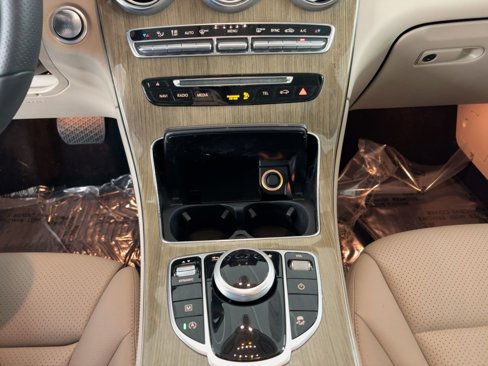 Used 2019 Mercedes-Benz GLC 300 image 18