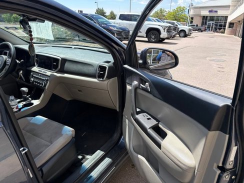Used 2022 Kia Sportage LX image 22