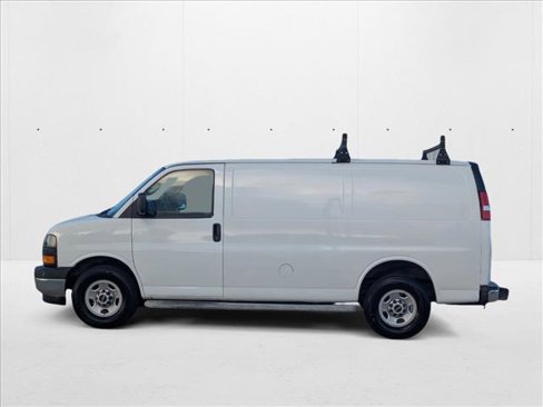 Used 2017 GMC Savana 2500 image 8