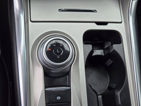 Used 2022 Ford Explorer XLT w/ Equipment Group 202A image 15