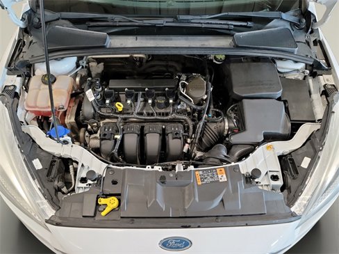 Used 2015 Ford Focus SE image 31