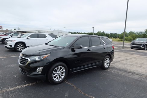 Used 2019 Chevrolet Equinox LT image 2