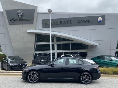 Used 2024 Alfa Romeo Giulia Ti image 8