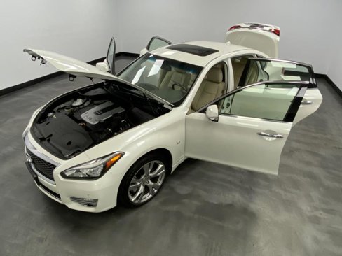 Used 2016 INFINITI Q70 L 3.7 image 48