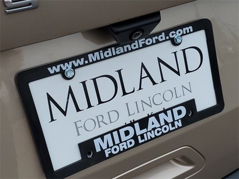Used 2021 Ford Escape Titanium image 8