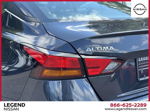Used 2022 Nissan Altima 2.5 SV w/ SV Premium Package image 9