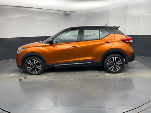 Used 2020 Nissan Kicks SR image 6