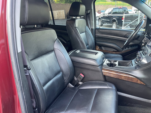 Used 2016 Chevrolet Suburban LT image 38