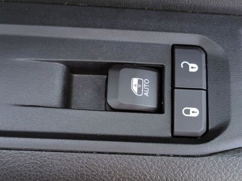 Used 2022 Jeep Compass Trailhawk w/ Trailhawk Elite Group image 40