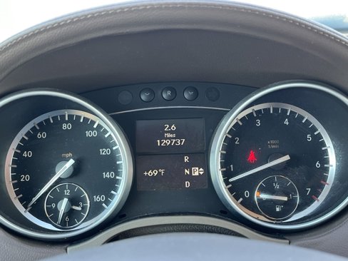 Used 2011 Mercedes-Benz GL 450 4MATIC image 19