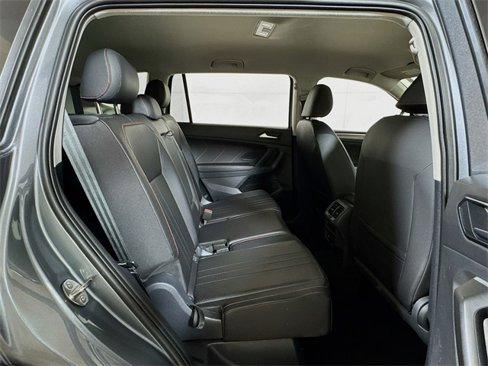 Used 2024 Volkswagen Tiguan Wolfsburg Edition image 26