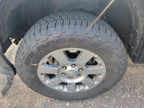 Used 2012 Chevrolet Colorado LT image 11