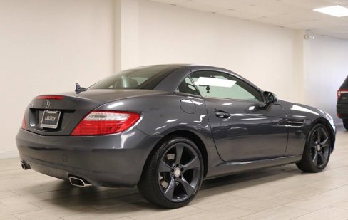 Used 2012 Mercedes-Benz SLK 350 image 5