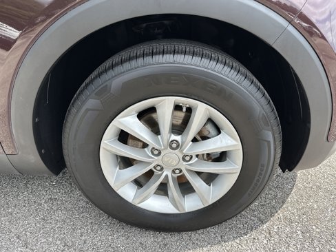 Used 2016 Kia Sorento LX image 12