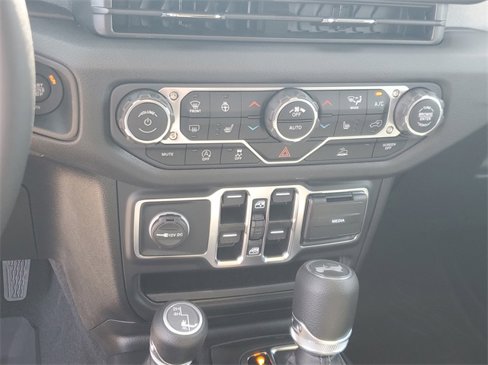 New 2025 Jeep Wrangler Sport S image 24