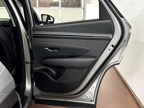Used 2023 Hyundai Tucson Limited image 43