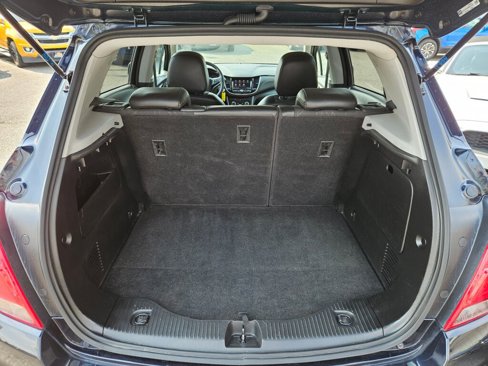 Used 2021 Chevrolet Trax LT image 17