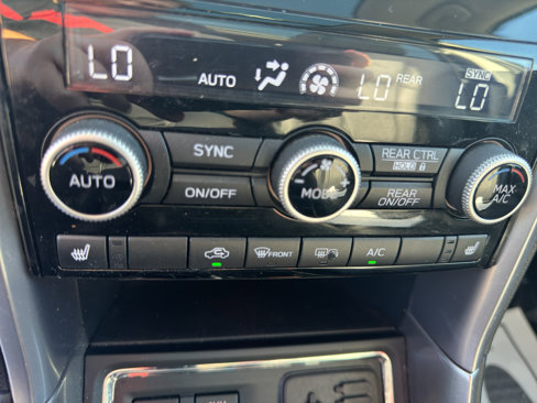 Used 2021 Subaru Ascent Limited w/ Technology Package image 20