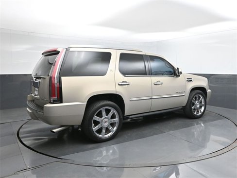 Used 2009 Cadillac Escalade Hybrid image 15