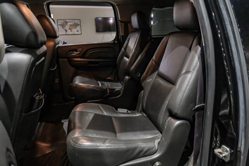 Used 2012 GMC Yukon XL Denali image 35