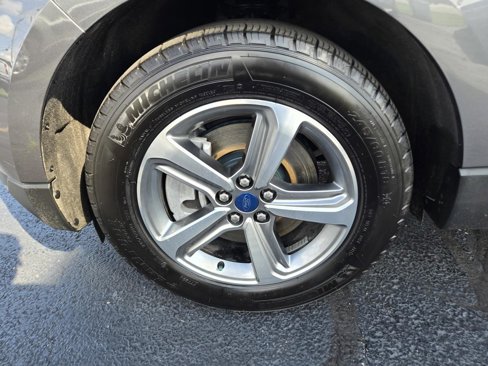 Used 2022 Ford Edge SEL image 44