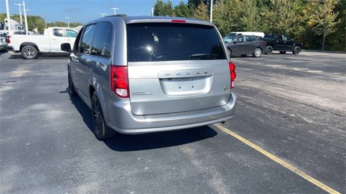 Used 2018 Dodge Grand Caravan GT image 6