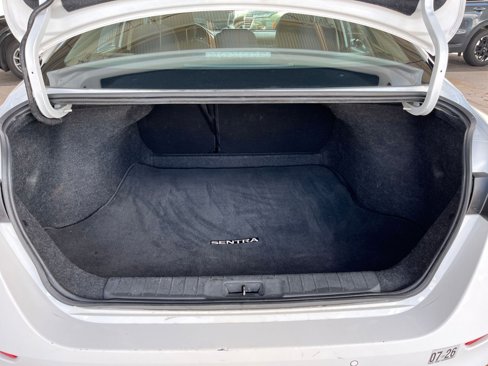 Used 2021 Nissan Sentra SV image 29