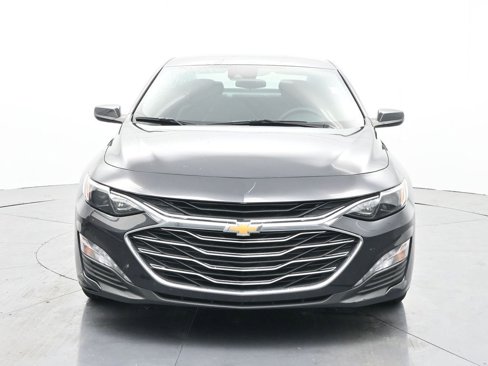 Used 2023 Chevrolet Malibu LT image 2
