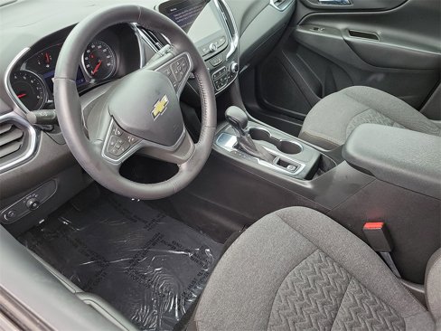 Used 2022 Chevrolet Equinox LT image 3