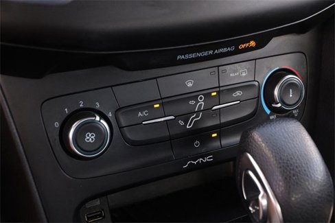 Used 2017 Ford Focus SE image 17