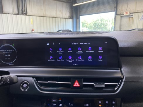Used 2024 Kia Seltos SX w/ SX Sunroof Package image 40