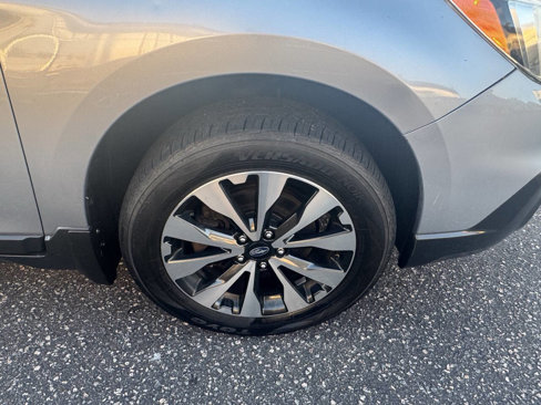 Used 2015 Subaru Outback 2.5i Limited image 11