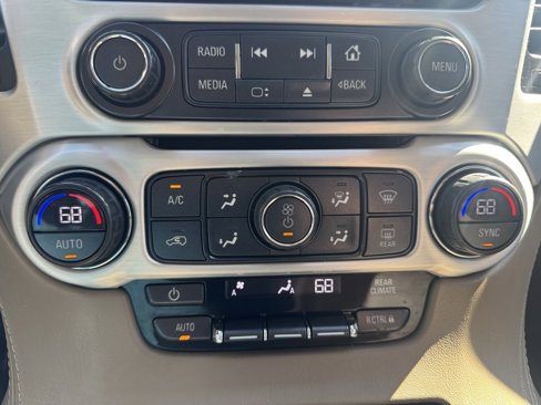 Used 2020 GMC Yukon SLE w/ SLE Value Package image 17
